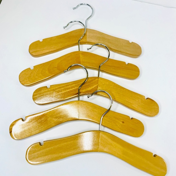 Children/Toddlers bundle 11-inch solid wood clothes hangers & metal swivel hooks - Picture 1 of 8
